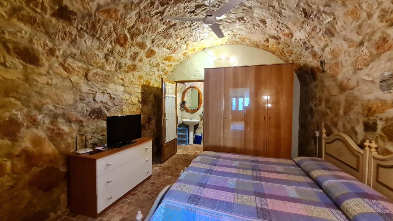B&B Nuraximannu Santadi Εξωτερικό φωτογραφία